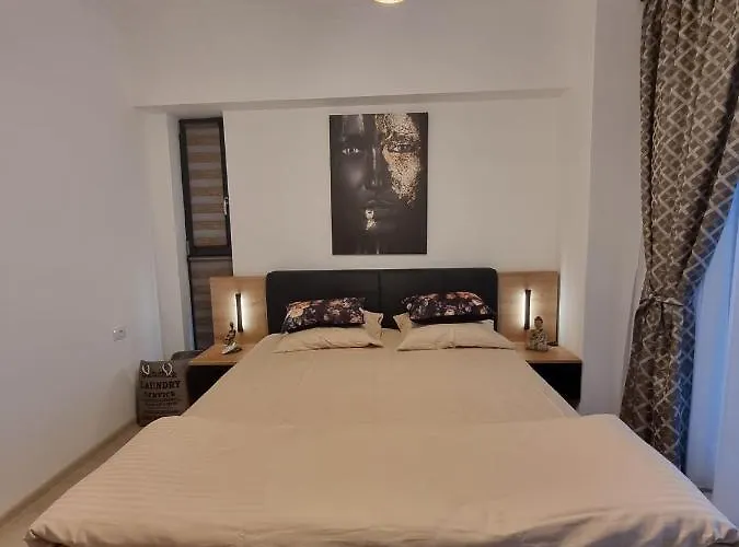 Deluxe View דירה מאמאיה