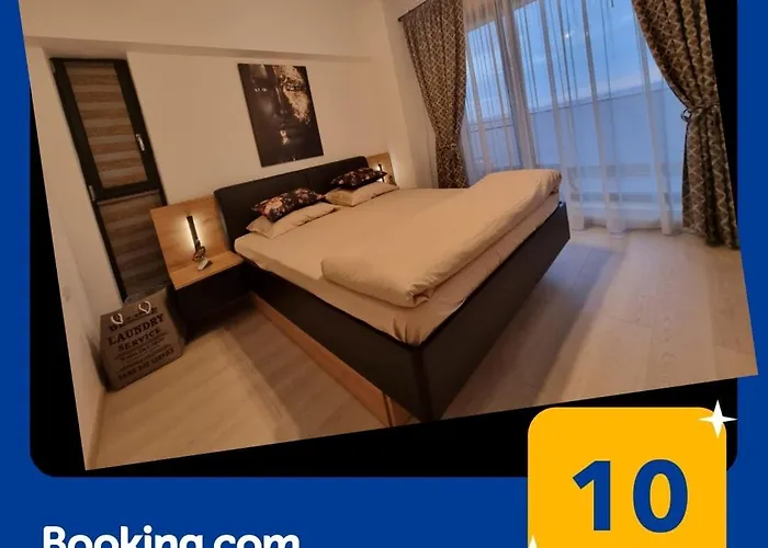 Deluxe View מאמאיה